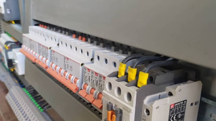 Tripping of circuit breakers