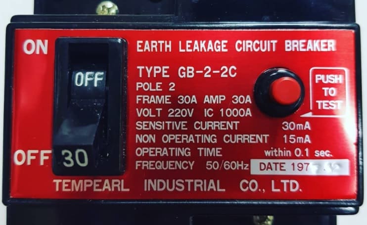 Earth leakage circuit breaker
